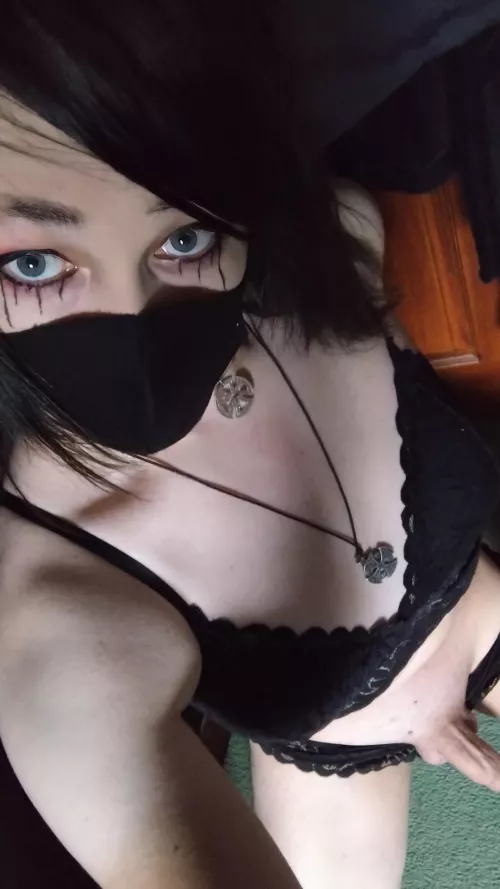 Still soft... Who wants a bit of Goth in their mou- I mean life 😈🖤