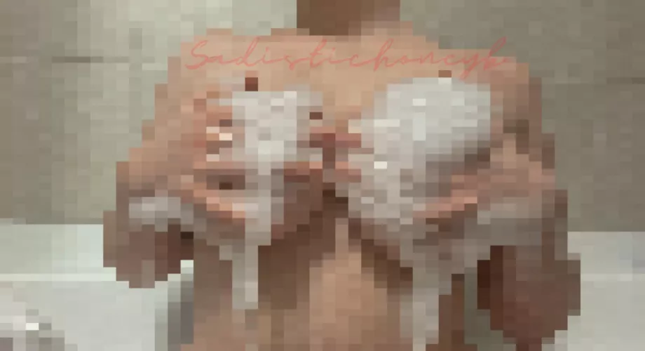 Up if you got hard 🍆…you are such a loser you get hard to pixels 🤣 [domme]