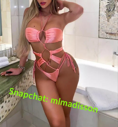 Hello there babe can we have alot of good time tonight more often ? 😙