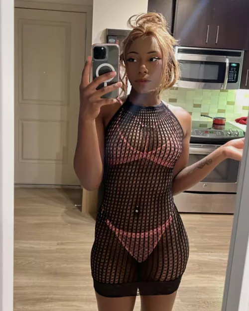 I want you to be my cucky girl and send me porn gifs of how I’d be sleeping with other guys with your consent if we dated hurry up message me