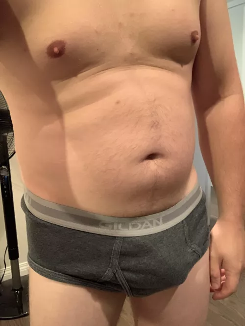 Morning guys. Gym and chores are done. Who’s coming over? DMs open