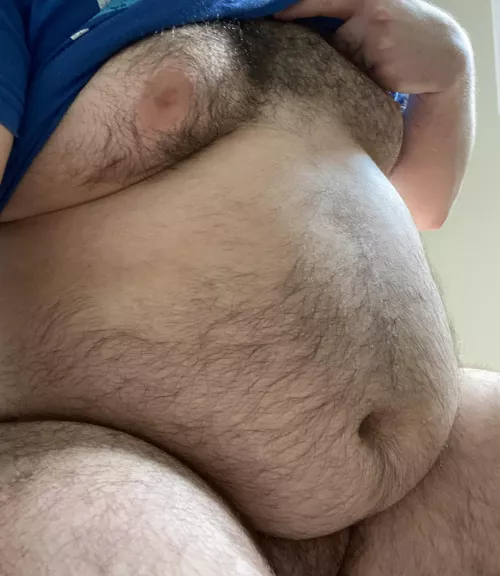 My moobs could use some sucking 🥵 Any volunteers?