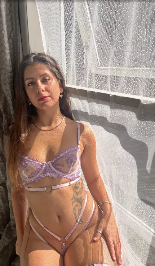 Windows up or down? I don’t mind if someone see us 🤪