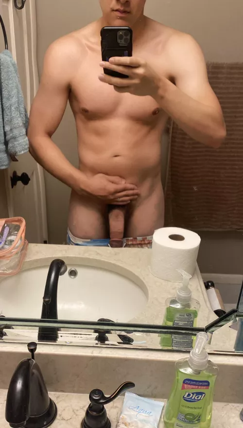 Would you send me nudes selfies back?? 😉 M