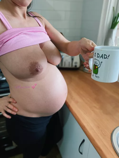 Good Morning From Australia. Happy Fathers Day to all the dads, grandfathers, Step Dads,caregivers,would be dads and single mothers!!