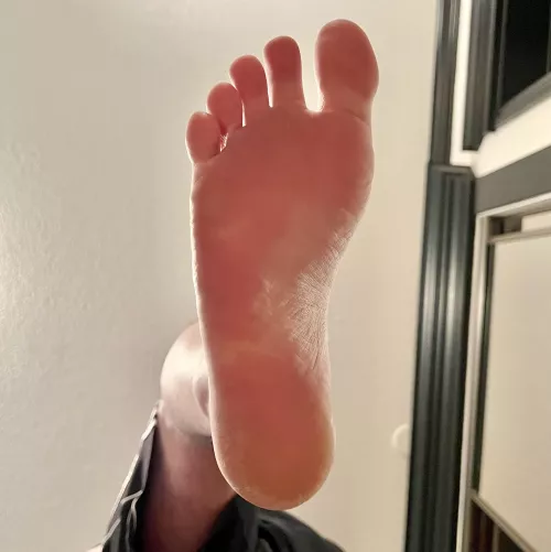 How is the view under my size 12 right foot