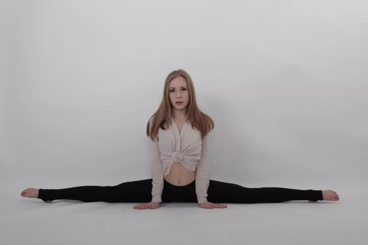 I decided to stretch out a little😼