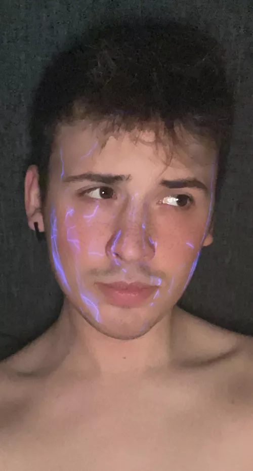 Of course with my luck I get ILL before work tomorrow someone help meeeee