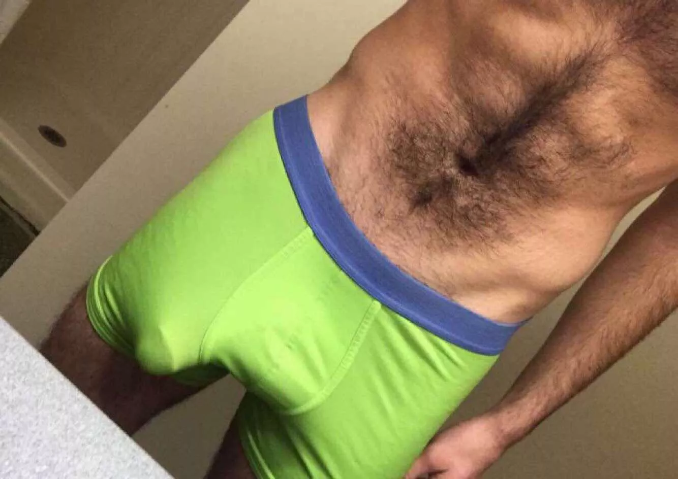 😳