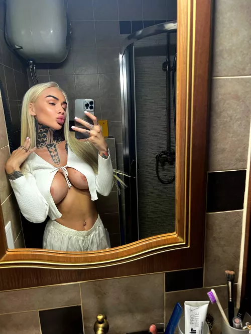 does anyone think my body type is cute?