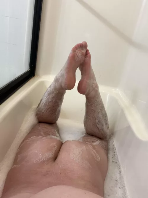 Feeling cute and breedable rn