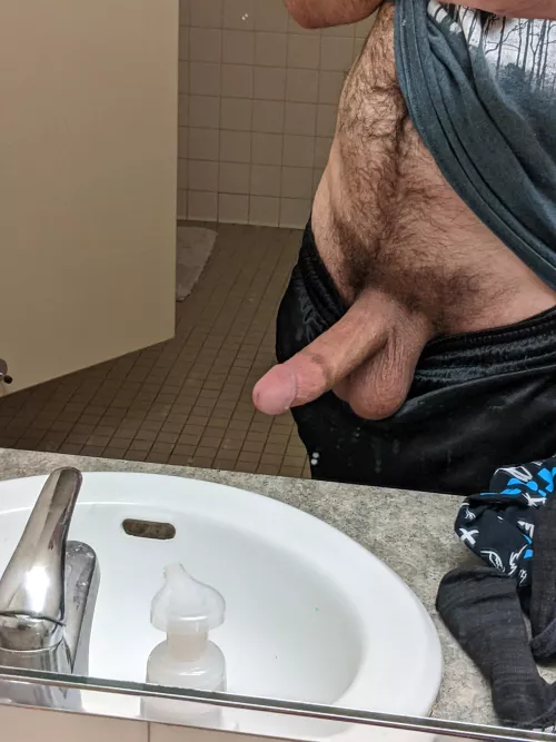 had to sneak off to the bathroom to jerk off (my dms are always open for anything)