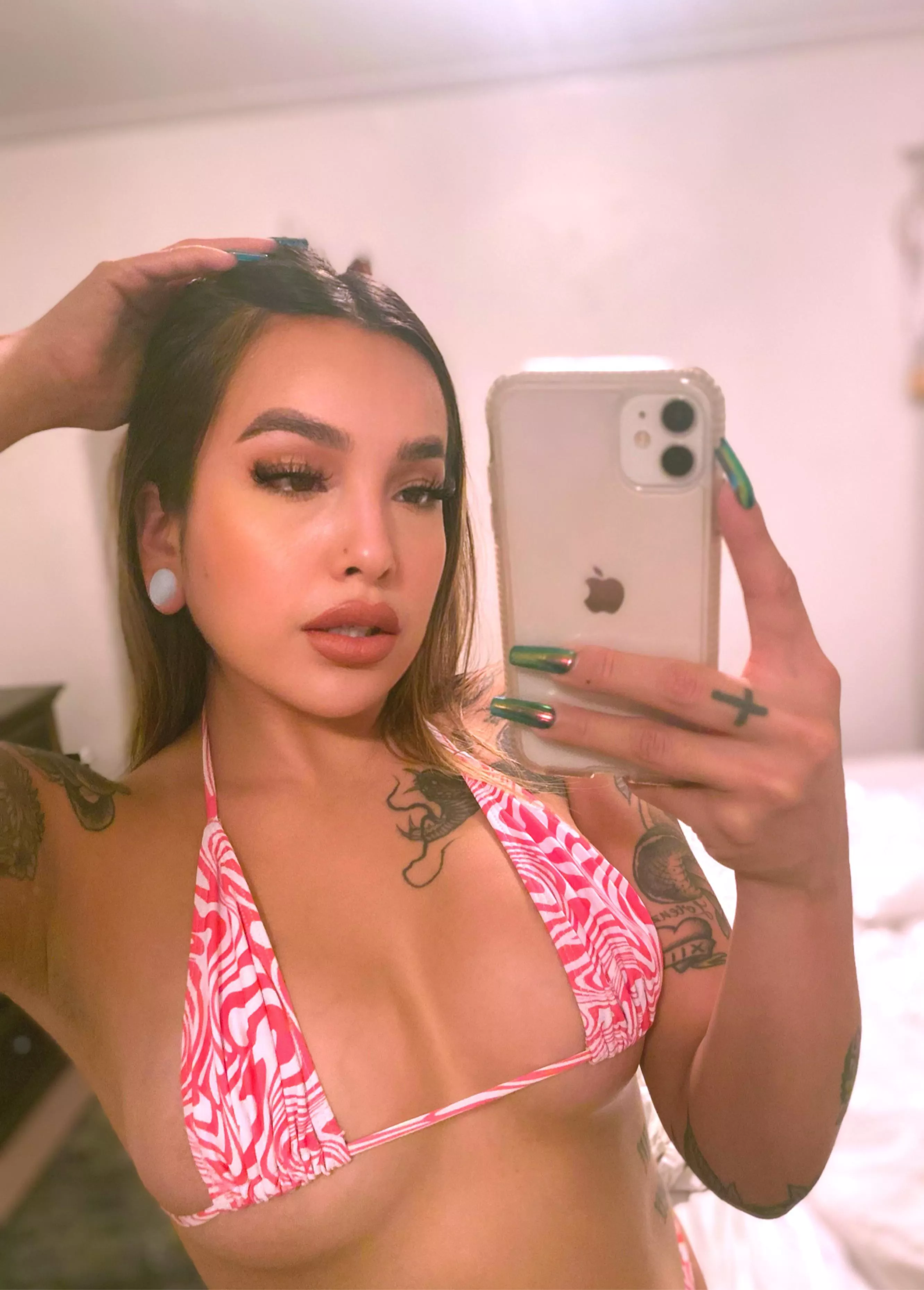 Hey babes🤪