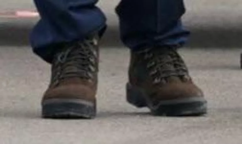 Id on these. Would also like to know the style, thank you!