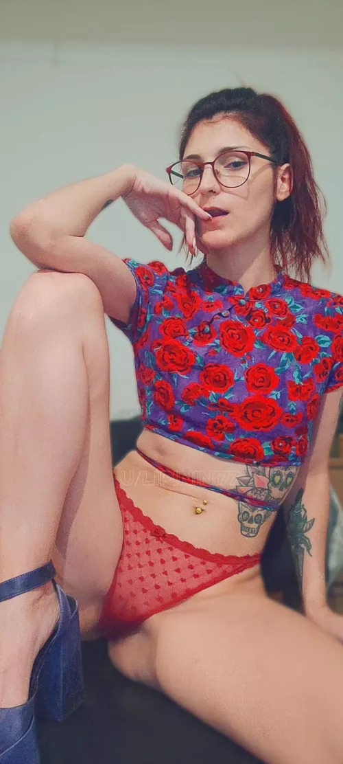 It's Monday again! I hope I can cheer you up. [F]