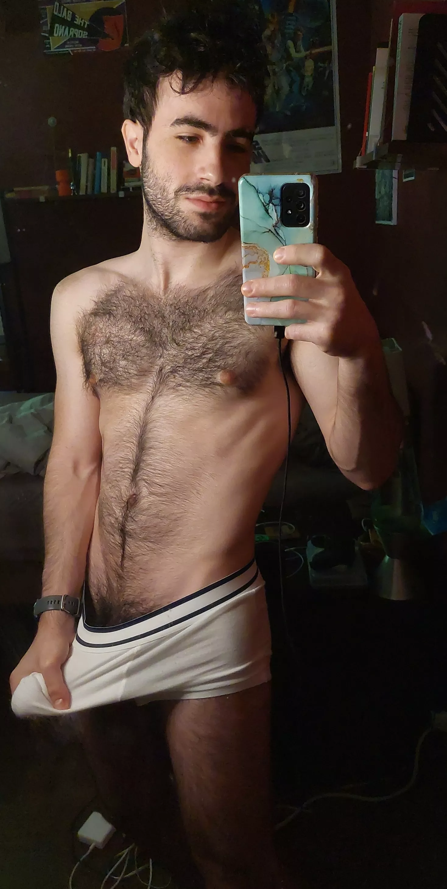 my bulge is ripping my underwear 😩