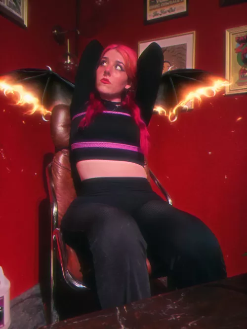 My hands were restrained behind my back 😈 Slowly falling in love with Shibari.