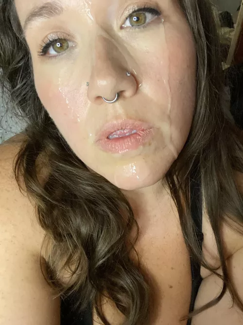 She asked for a facial…. I had a massive load for her. 😏