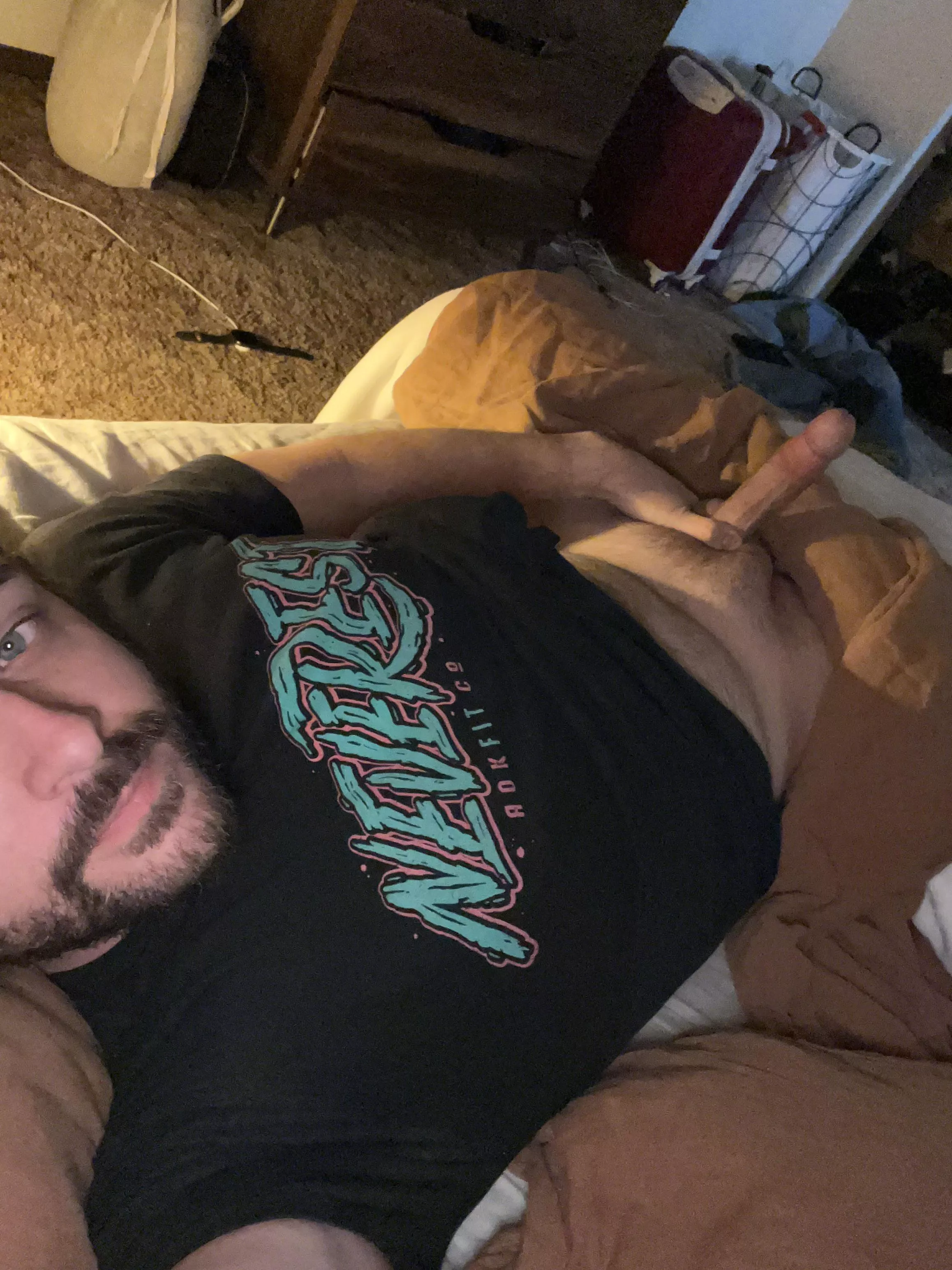 Should be sleeping, but got way too horny. Wishing someone was here to help me cum faster [35]