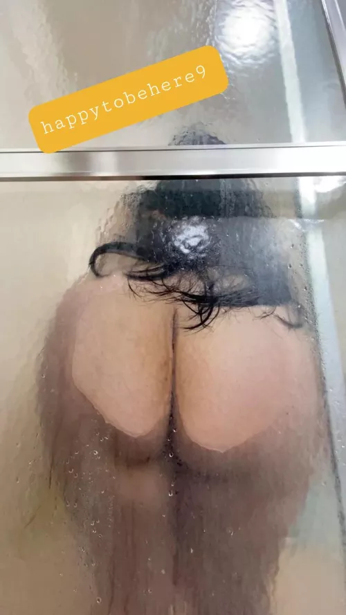 Shower time for something special and hot [M]