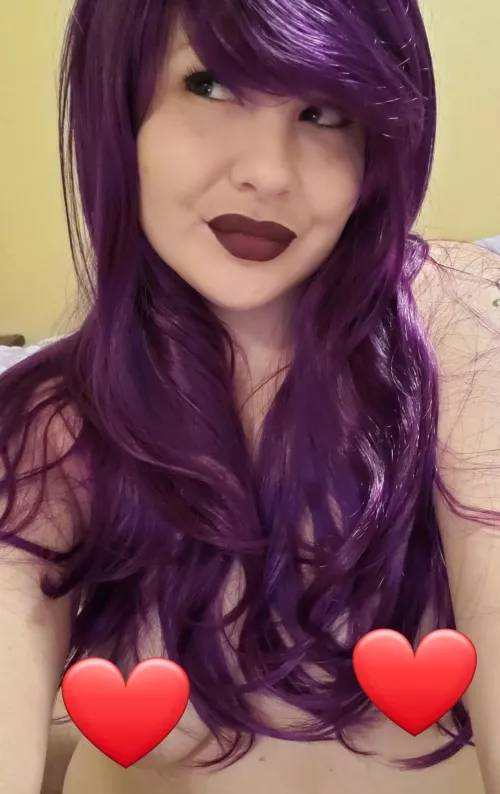 31yo milf smoking in my panties, who wants to join me? ๐