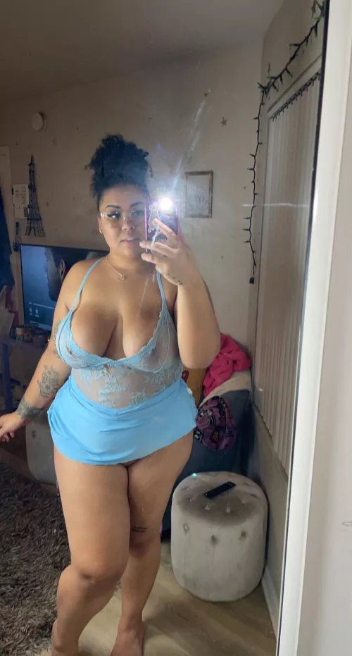 Do I look good in baby blue? 🥰
