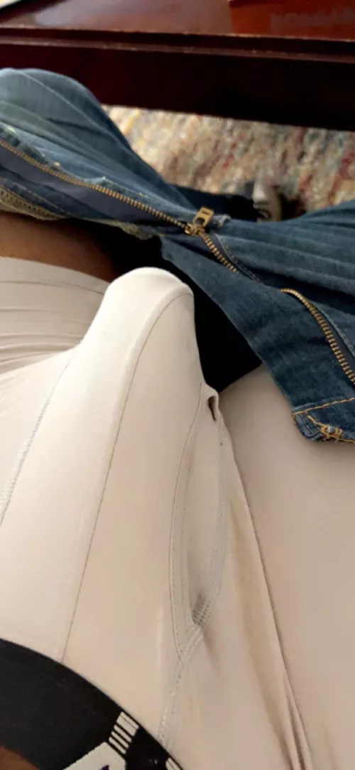 On your knees and sniff 👃