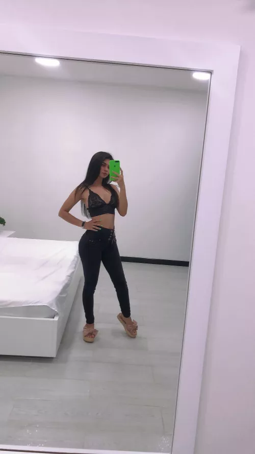 Spoil me. I deserve it 😘 [F]19