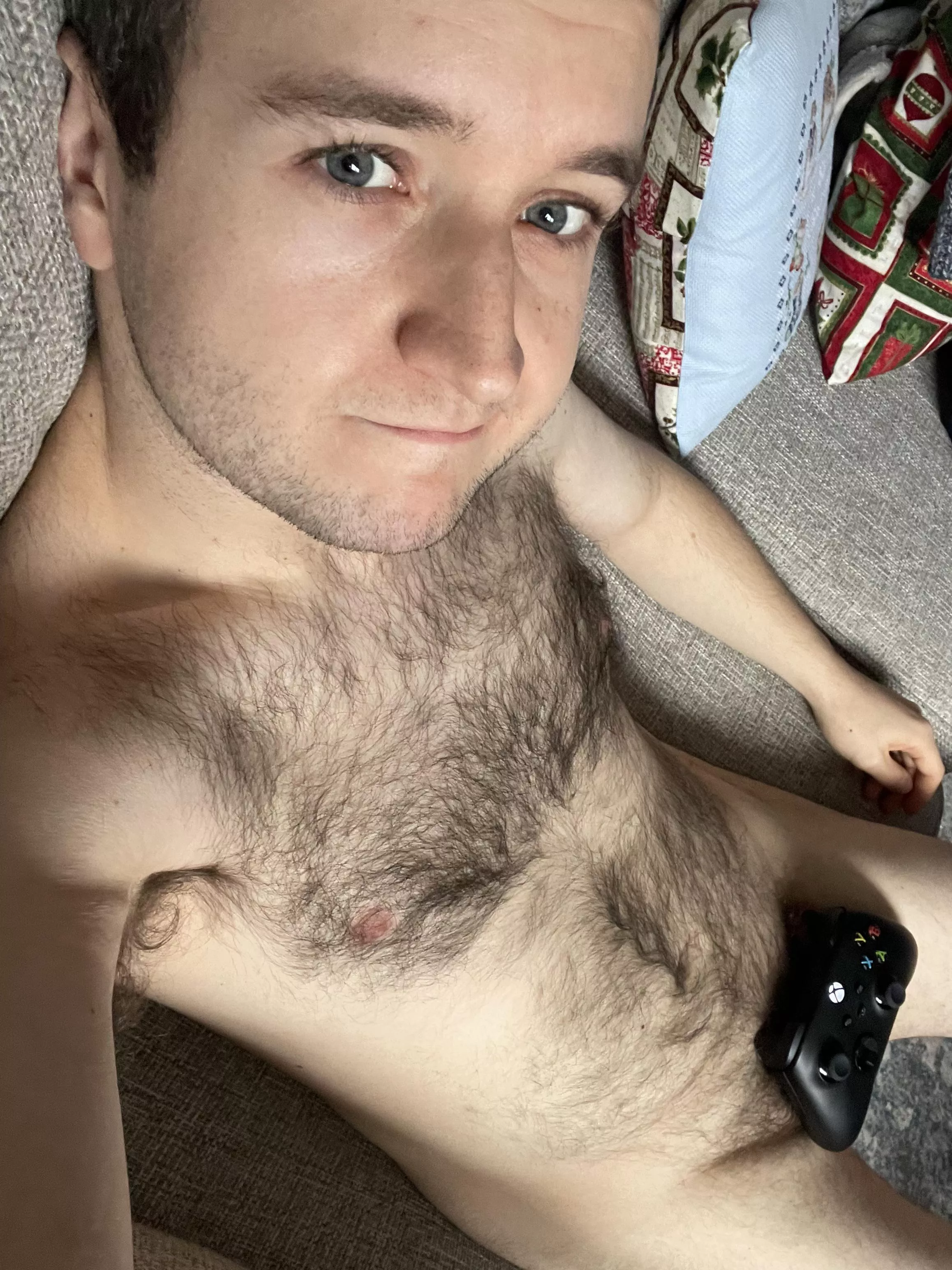 Who wants to co op with this hairy gaymer?