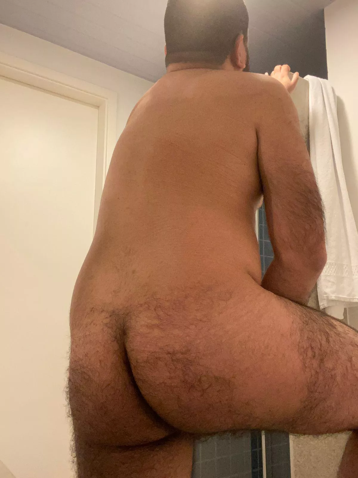 😈