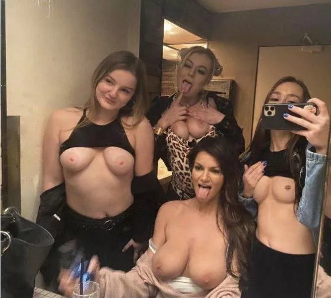 Tits out [4]