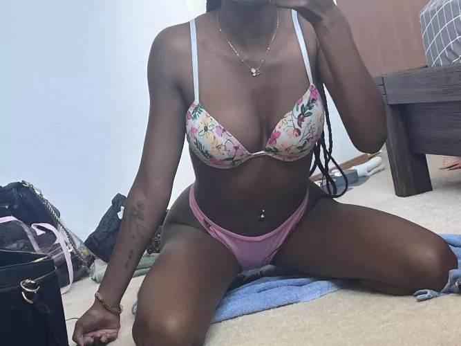 Who doesn’t love a new matching bra and panty set?