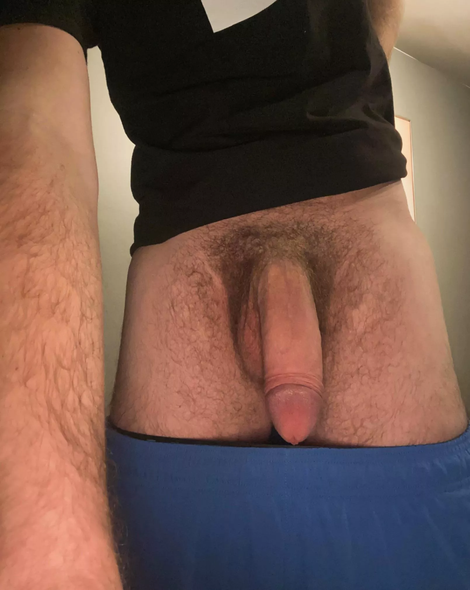 Always proud to air out this ripe pipe after a 🏋🏼and see other dudes’ jealous looks