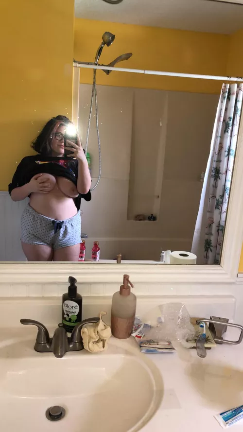 f18 let me text your man and show him i’m better than you