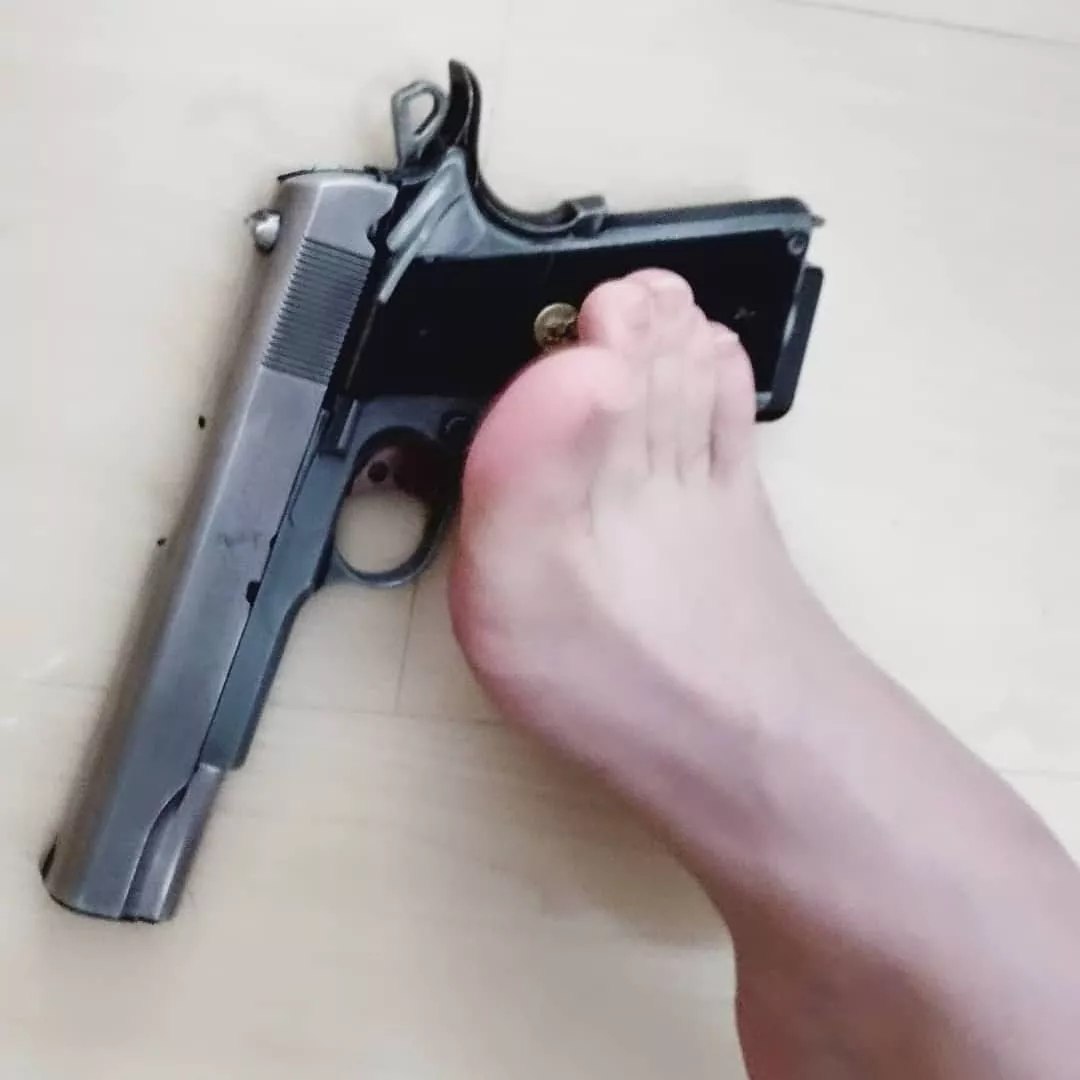 He got a gun!