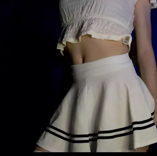 hey guys looking for other femboys to talk to, would love to meet more of you guys <3