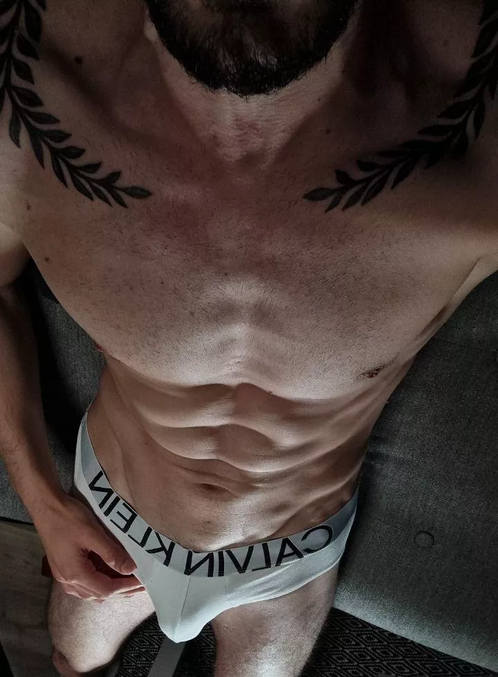 hey there 😏😏