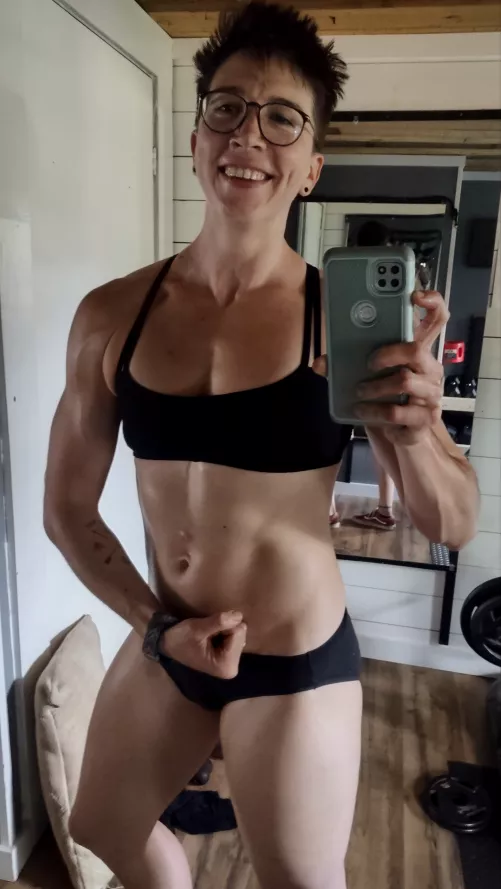 Just went live doing stretches on my onlyfans! Free to sub!