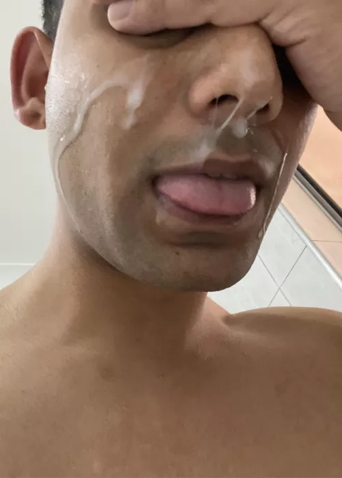 Looks like I’m crying cum 😂🤭