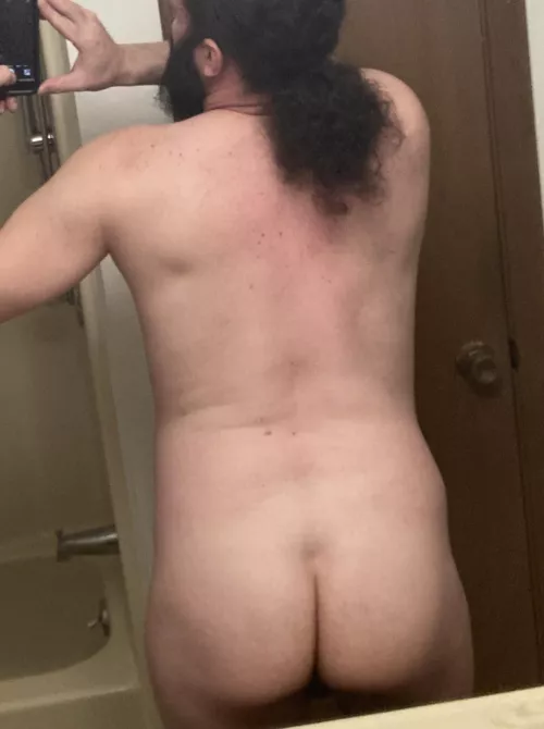 my hole is soooo tight. who can loosen it up for me?