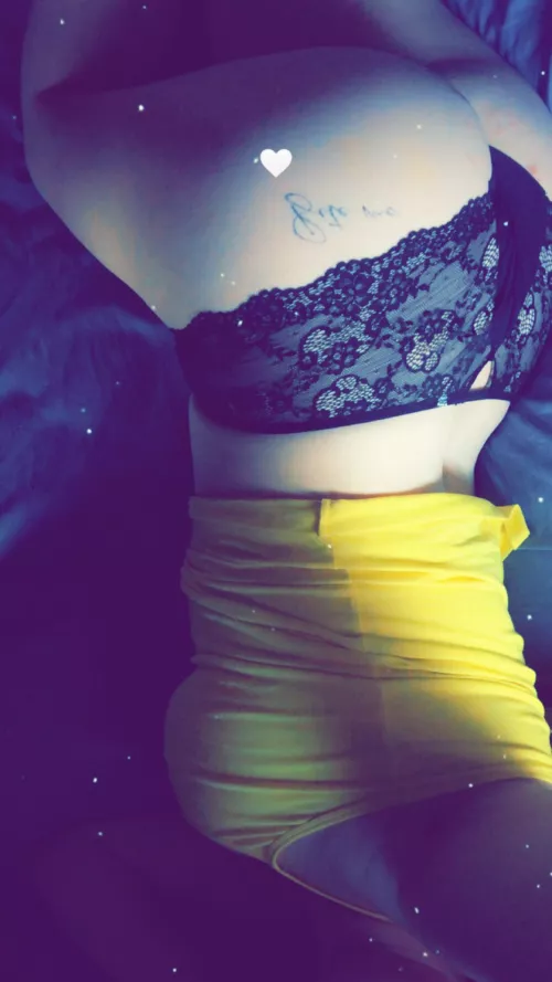 All I’m missing is a couple hands & a tongue to make me happy 😋