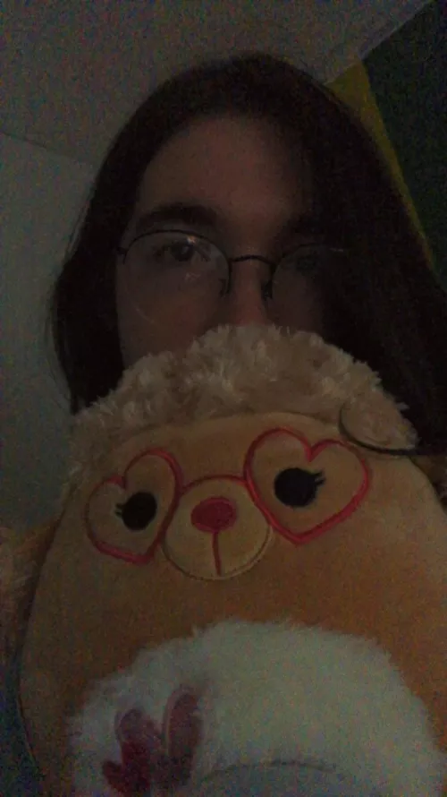 Anyone wanna cuddle?