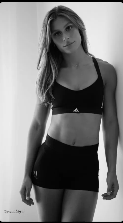 Demi van den Wildenburg