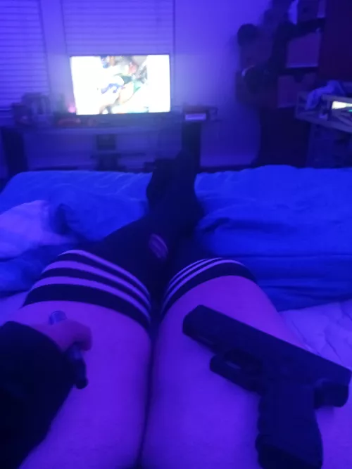 Felt like this pic was a vibe 💜🔫