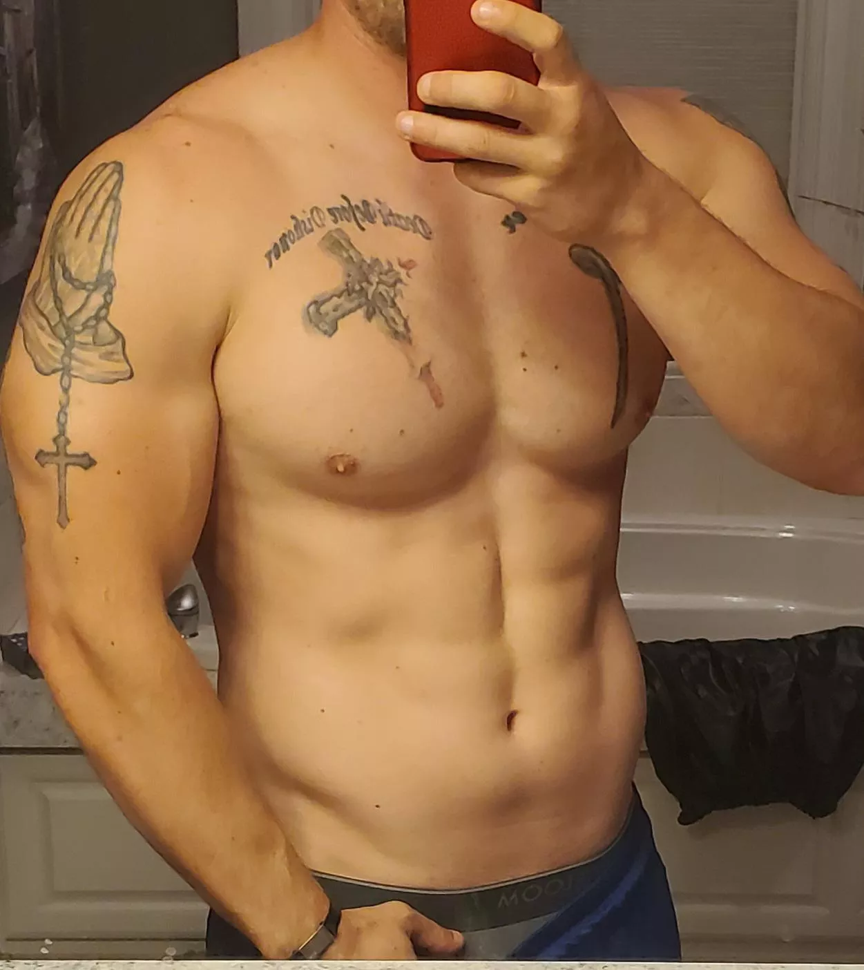 Had an amazing gym session. Shower time. Message me if interested.