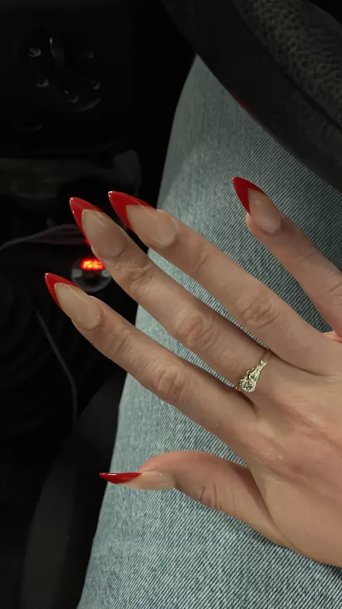 Imagine these wrapped around you…. 😏