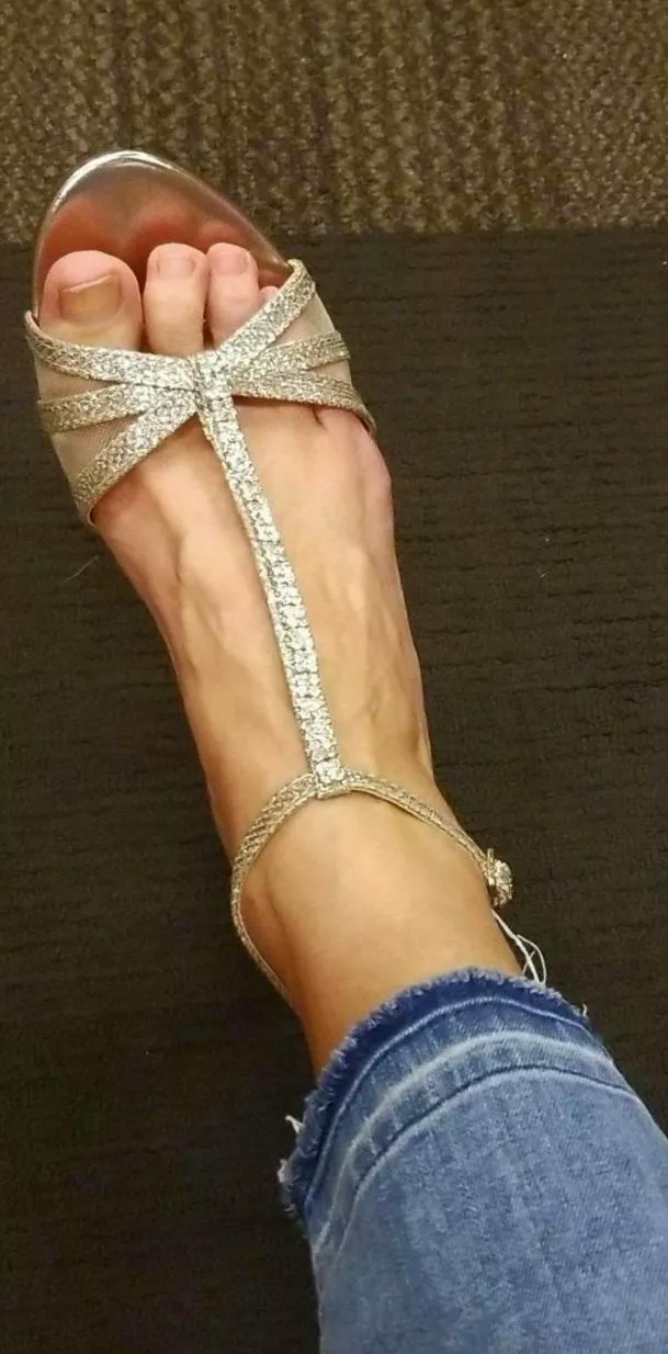 In between pedis...