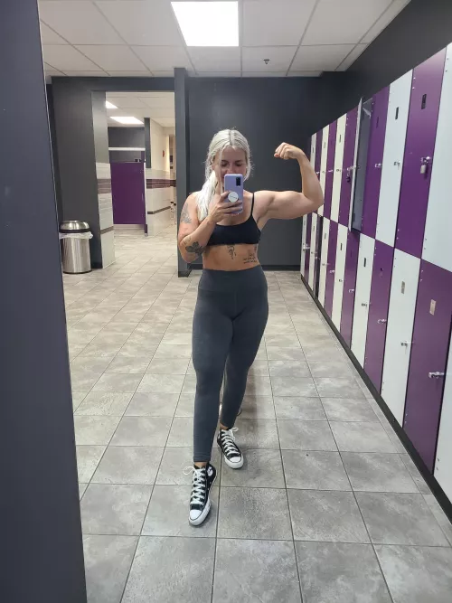 It's flex Friday babyyyyy