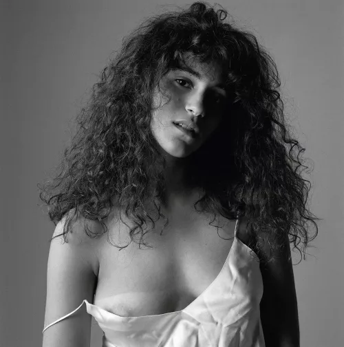 Jami Gertz (1980s portrait)