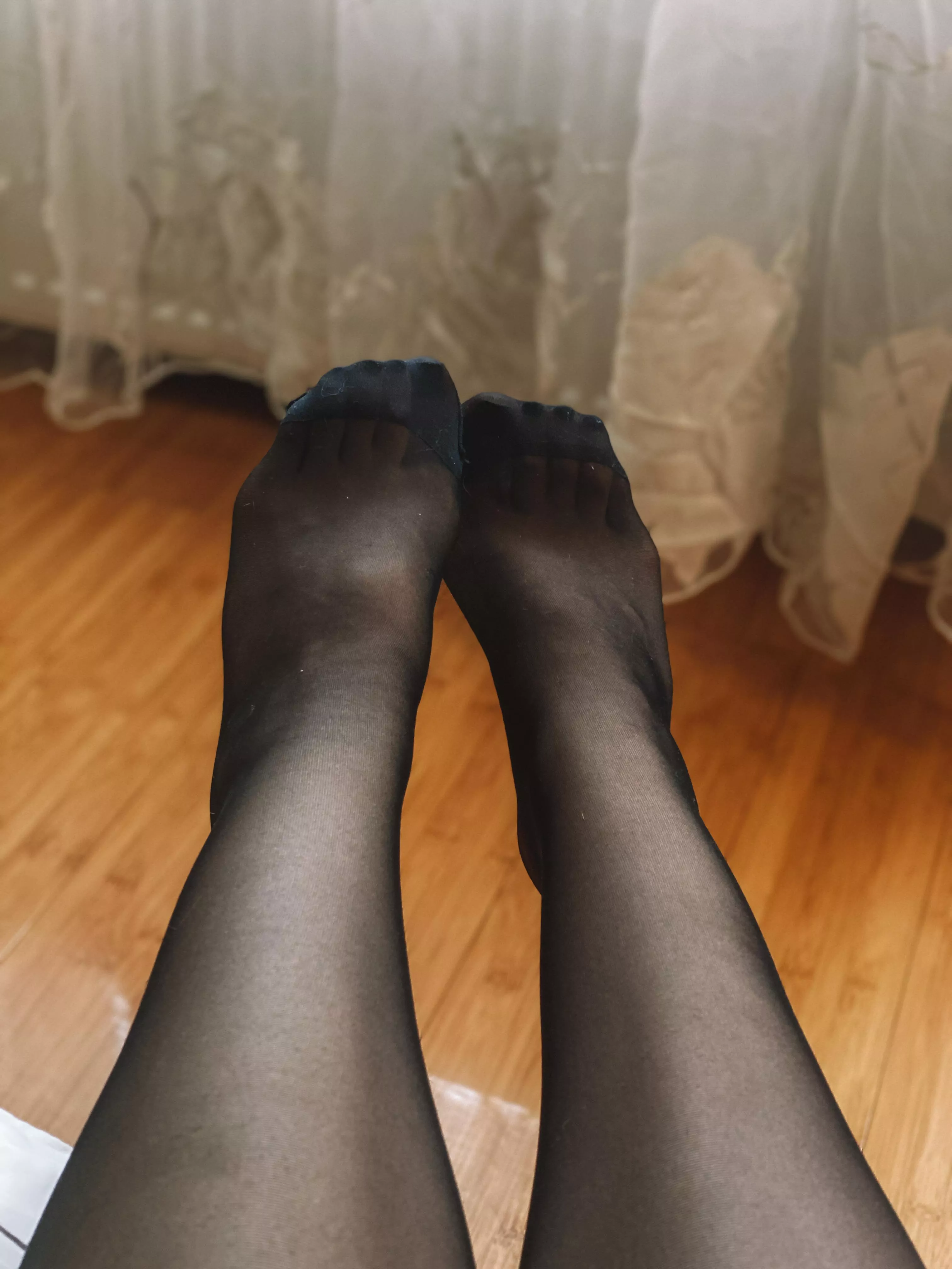 My feet are freezing, can you please warm them up?